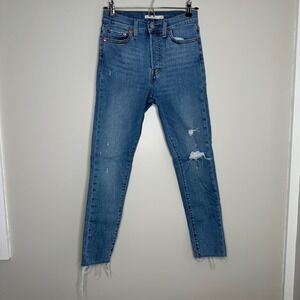 Levi's Women's Wedgie Skinny Jeans Distressed Raw Hem Blue‎ Size 26